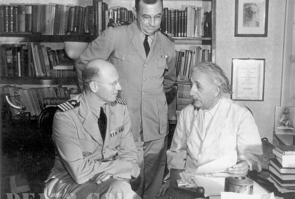 Einstein Meeting With The Navy, 1943