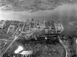 Philadelphia Navy Yard, 1947 / Nov